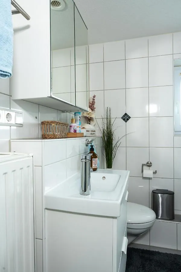 #2 Grosses Zimmer Mit Pool Und Garten Memmingen Homestay